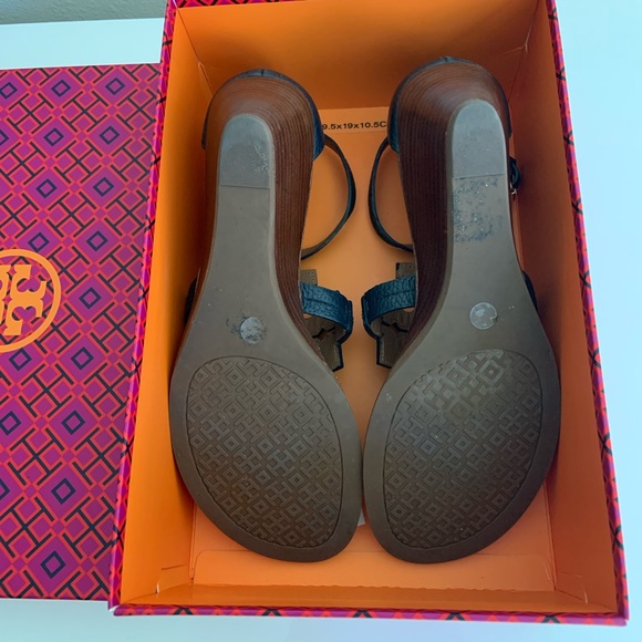 Tory Burch Sandal - Navy - Picture 5 of 5